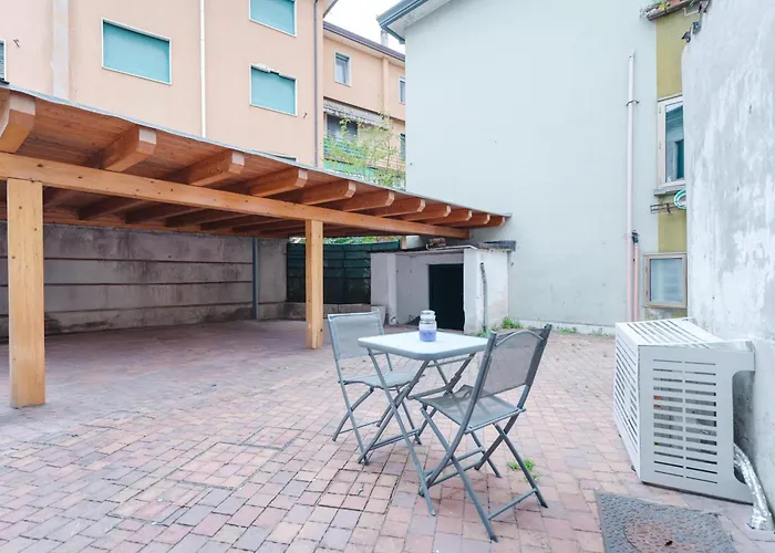 Francy - 15 Min From Venice & Train Station דירה *