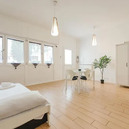Francy - 15 Min From Venice & Train Station Appartamento *